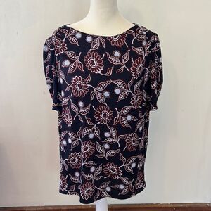 Ann Taylor black burgundy floral short sleeve blouse Size M